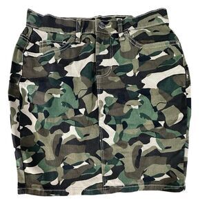 Venus Denim Army Military Mini Green Camo Cargo Skirt with 5 Pockets - Size 2